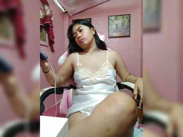 hornylittleprincess69 webcam