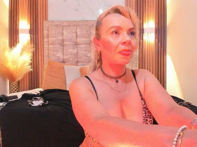 taylor-anastasia webcam