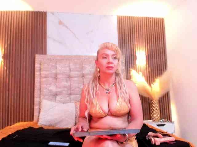 taylor-anastasia webcam