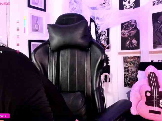 Lexyjoyce webcam