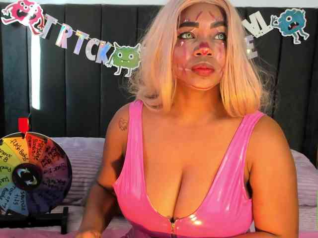 kylieboobs24 webcam