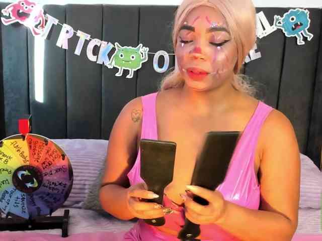 kylieboobs24 webcam