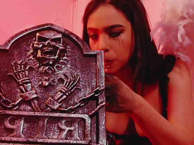 DirtyLittleSlut webcam