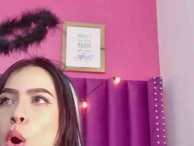 DirtyLittleSlut webcam