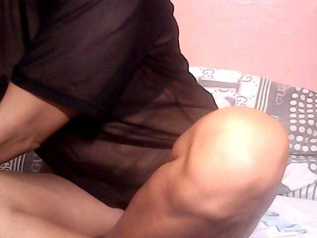 Yummyasian22 webcam