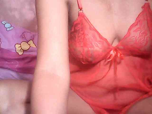 Yummyasian22 webcam