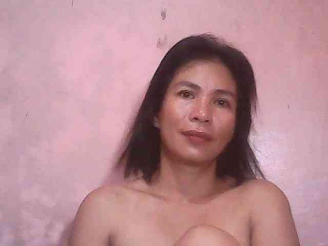 Yummyasian22 webcam