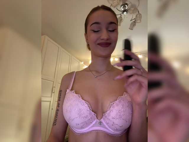 Gratis Live Sexcam mit -Lana-Chester- -Lana-Chester-