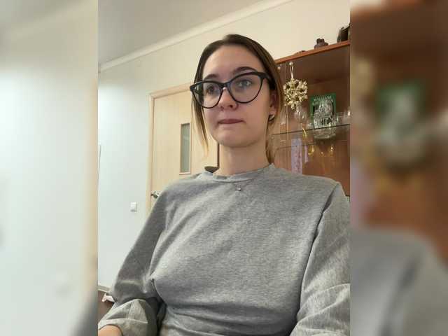 Entra en el chat con el modelo -Lana-Chester- -Lana-Chester-