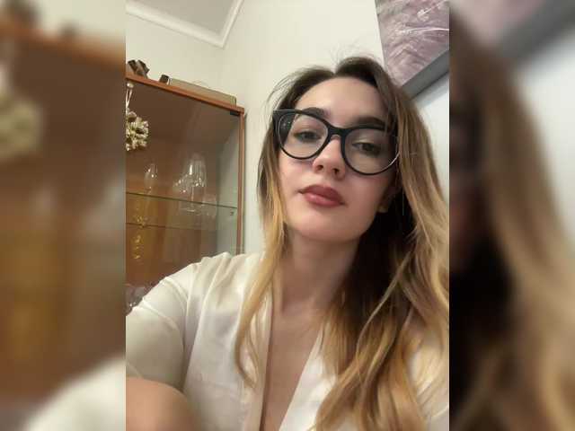 Vai a chattare su -Lana-Chester- -Lana-Chester-