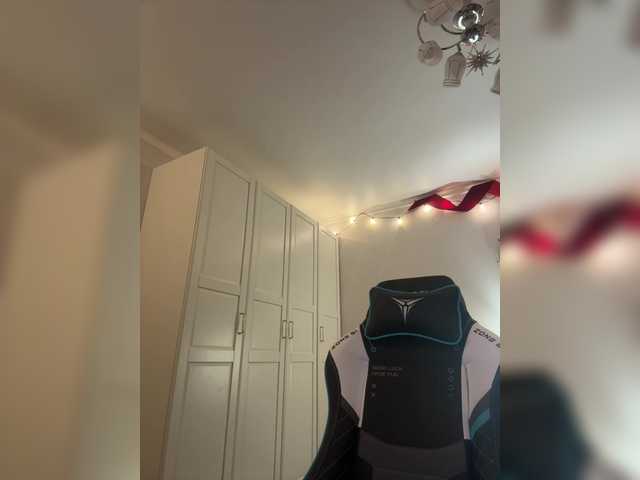 Accedi alla chat con il nickname -Lana-Chester- -Lana-Chester-