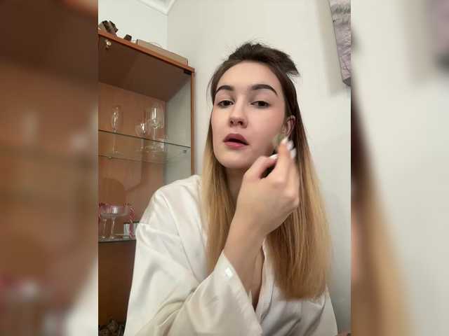 Vai a chattare su -Lana-Chester- -Lana-Chester-