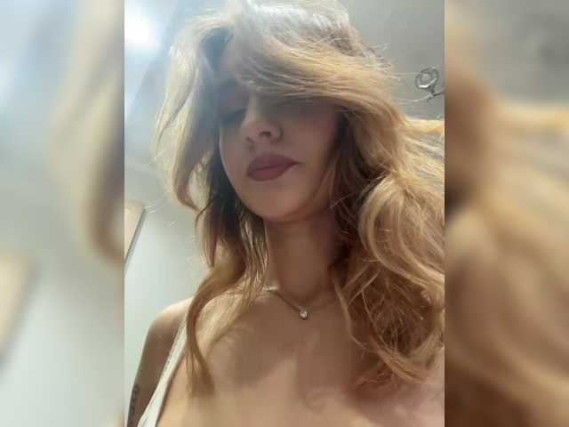 Vai a chattare su -Lana-Chester- -Lana-Chester-