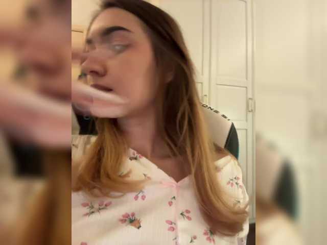 go to chat with -Lana-Chester-