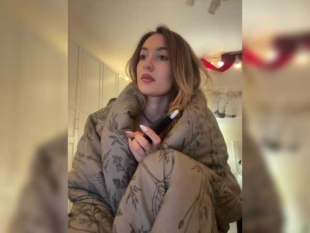 Entra en el chat con el modelo -Lana-Chester- -Lana-Chester-