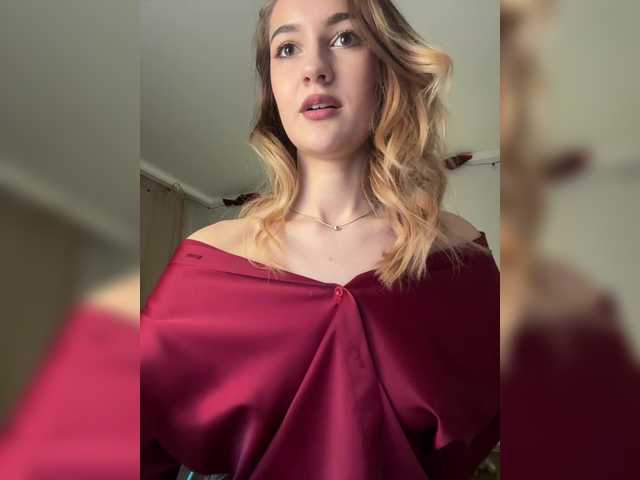 go to chat with -Lana-Chester-