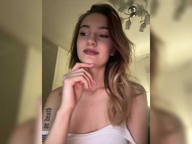 go to chat with -Lana-Chester-