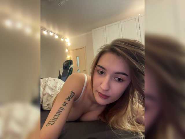 Vai a chattare su -Lana-Chester- -Lana-Chester-