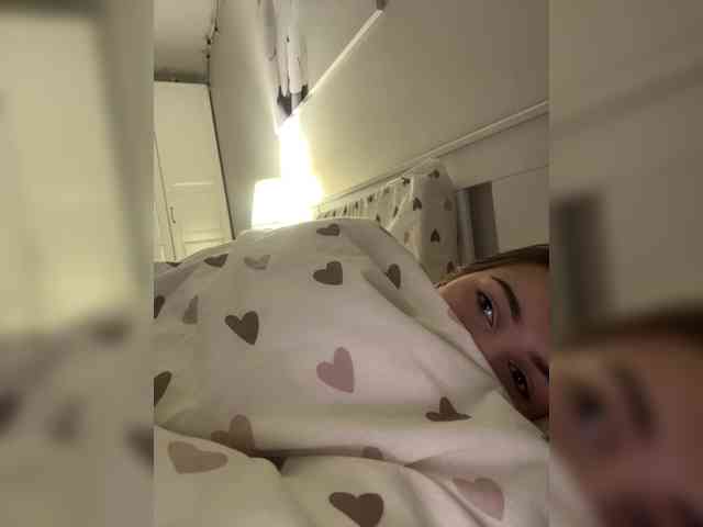 -Lana-Chester- webcam