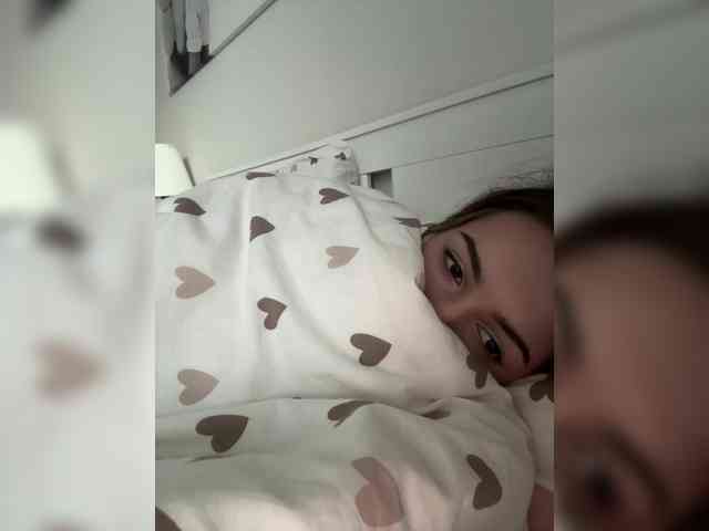 -Lana-Chester- webcam