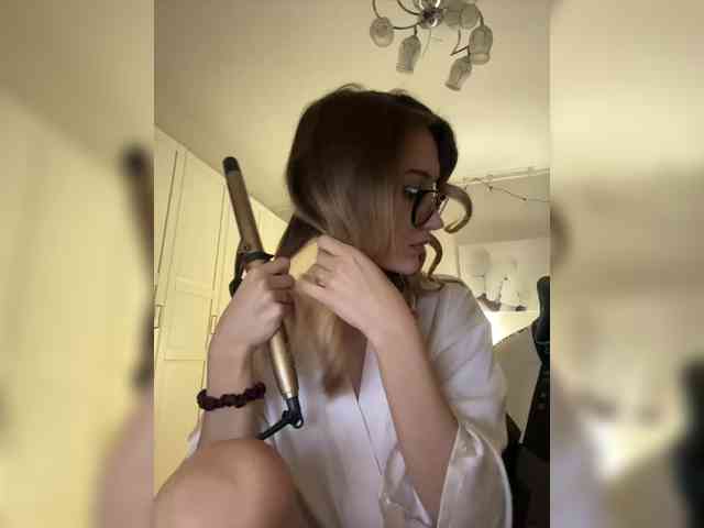 -Lana-Chester- webcam