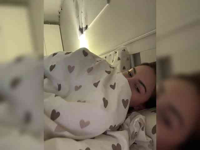 -Lana-Chester- webcam