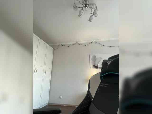 -Lana-Chester- webcam