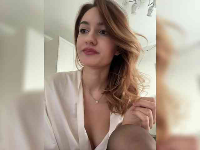 -Lana-Chester- webcam