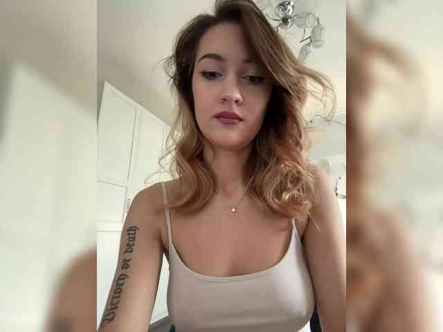 -Lana-Chester- webcam
