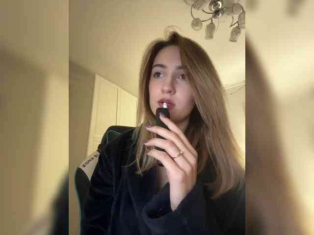 -Lana-Chester- webcam