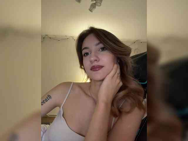 -Lana-Chester- webcam