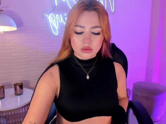 SamanthaKlein webcam
