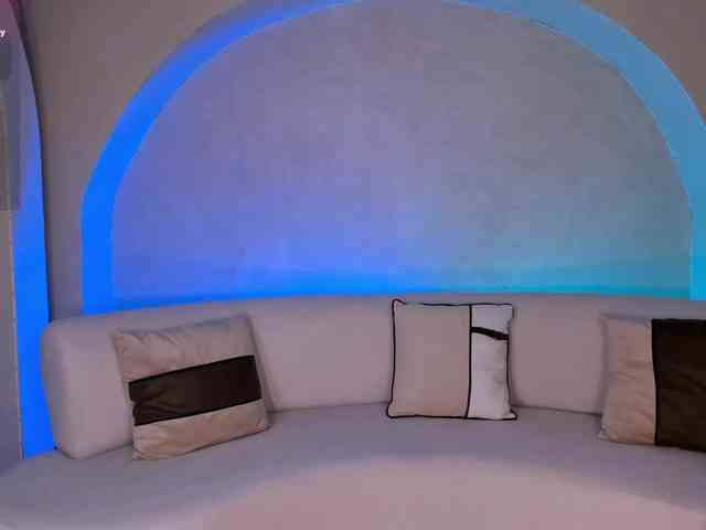 SamanthaKlein webcam