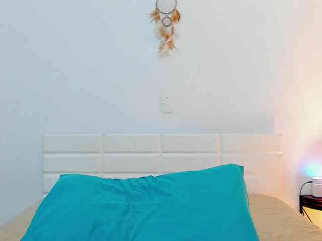 SofiaWalke webcam