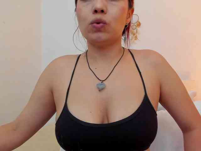 SofiaWalke webcam