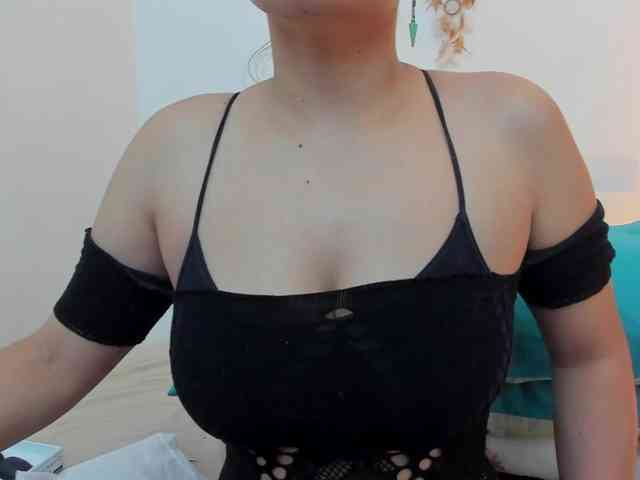 SofiaWalke webcam
