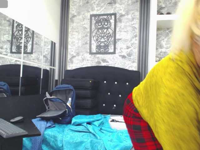 chicholina-bigtits Live Cam on BongaCams