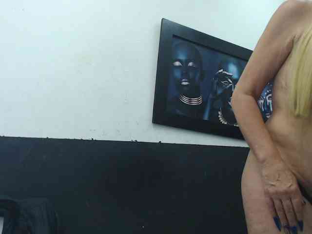 chicholina-bigtits webcam