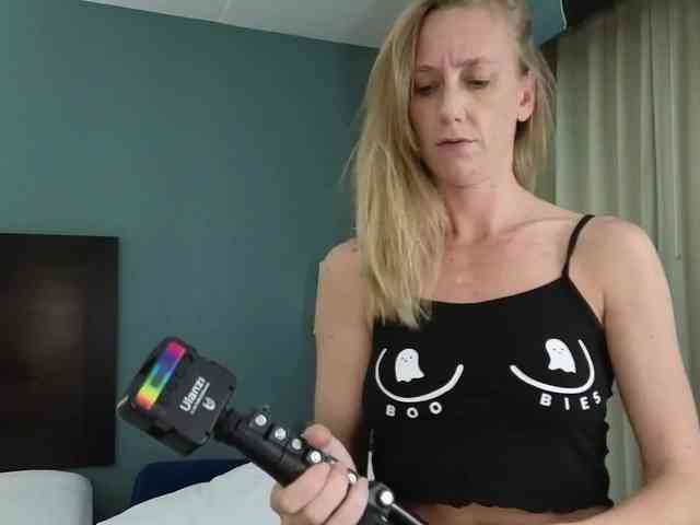 sexyscienceteacher90 webcam