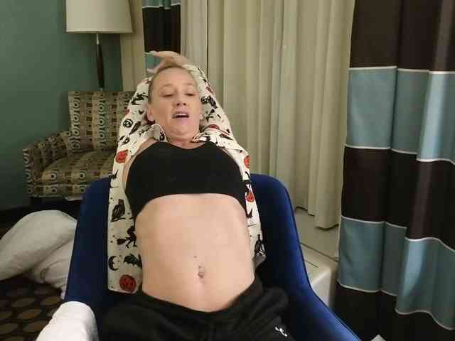 sexyscienceteacher90 webcam