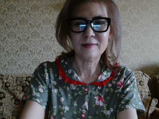 ElegantLady00 webcam