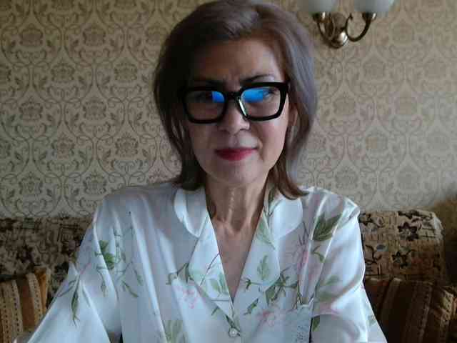 ElegantLady00 webcam