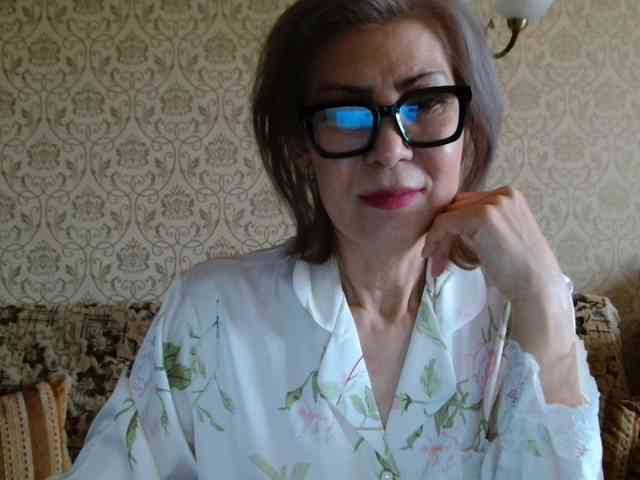 ElegantLady00 webcam