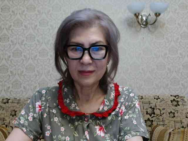 ElegantLady00 webcam