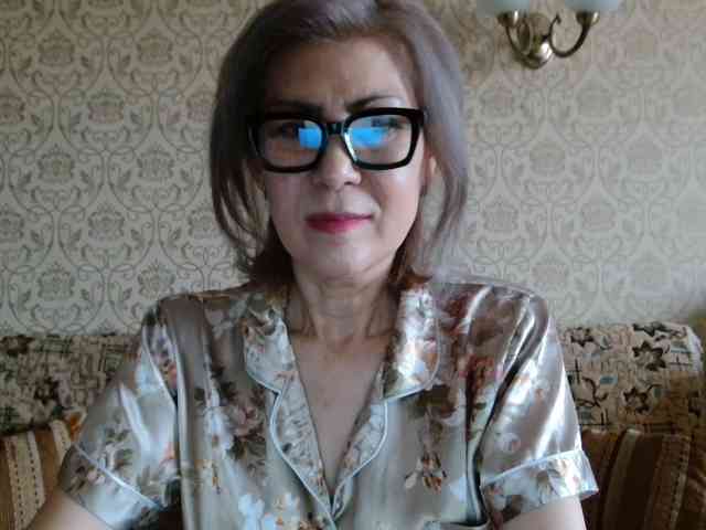 ElegantLady00 webcam