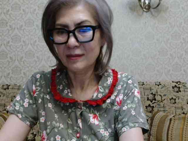 ElegantLady00 webcam