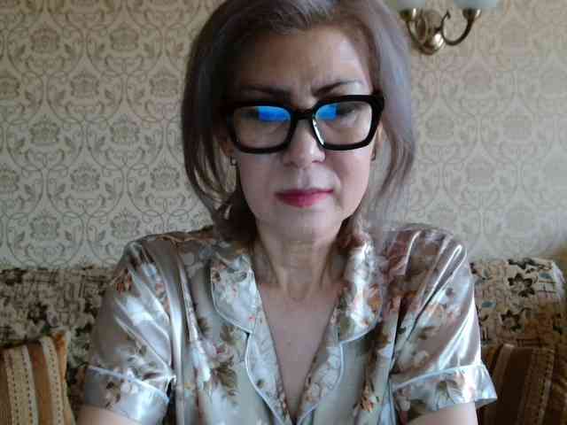 ElegantLady00 webcam