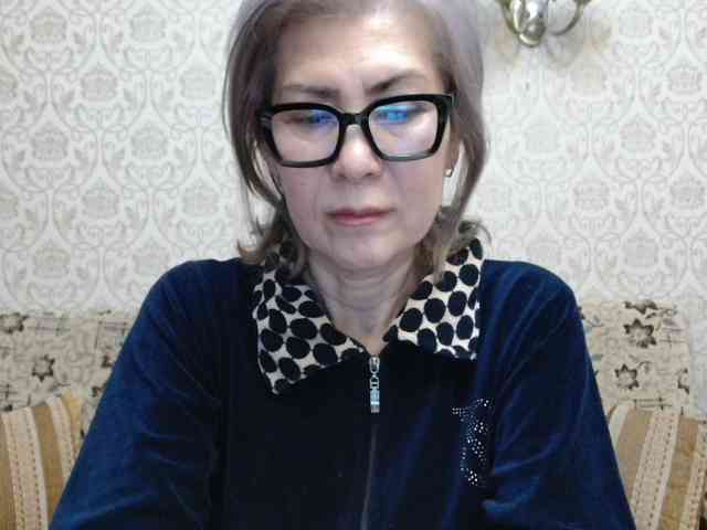 ElegantLady00 webcam