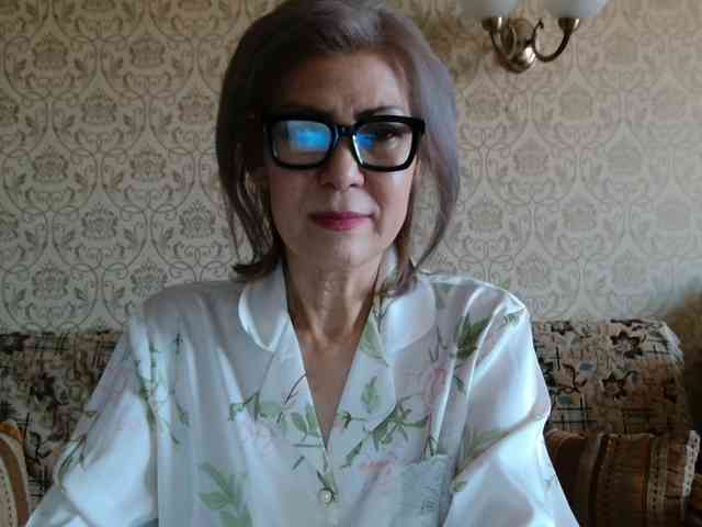 ElegantLady00 webcam