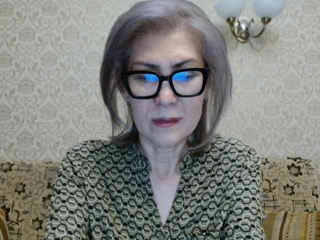 ElegantLady00 webcam